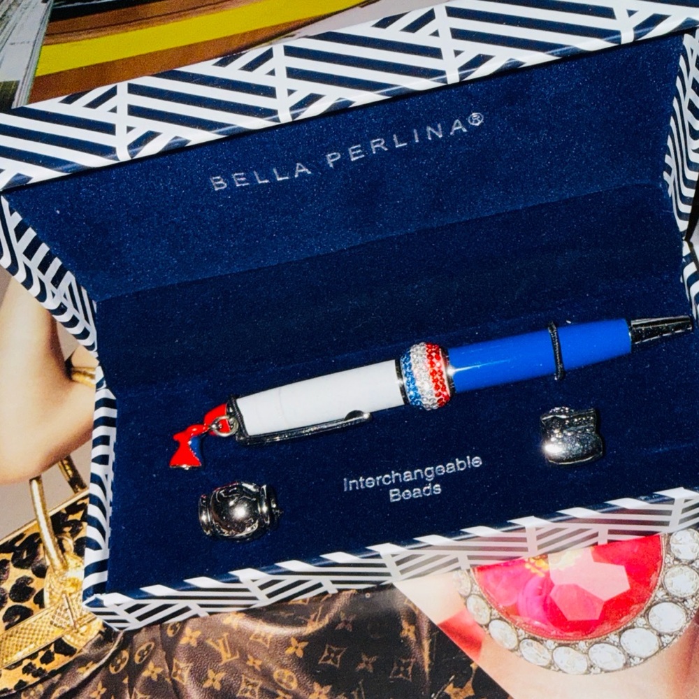 💎🖊️ • 🌹 Bella Perlina x First Class Lifestyle Vibes 🌹• 🖊️ 💎
